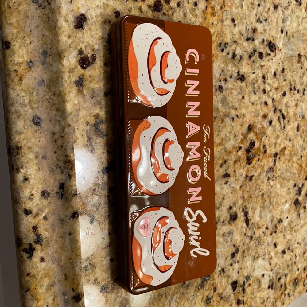 Too Faced Cinnamon Swirl-barely used.